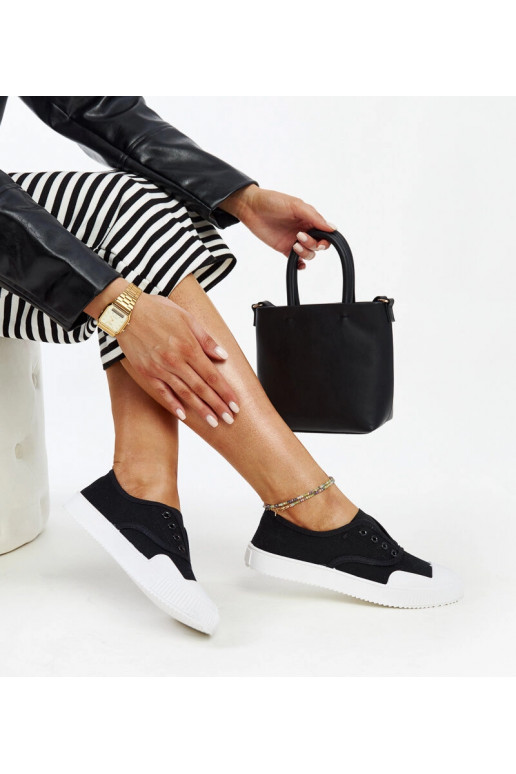 Juodos slip-on sportinės bateliai Feyza