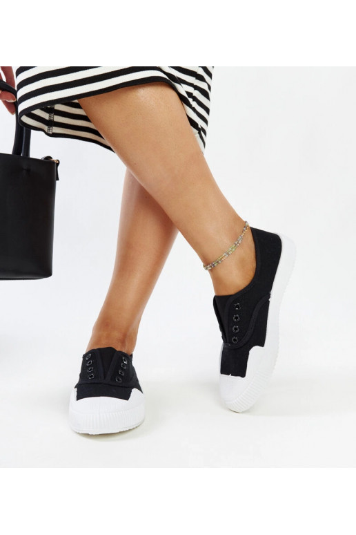 Juodos slip-on sportinės bateliai Feyza