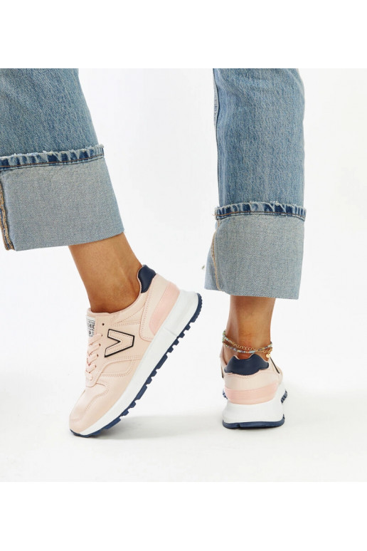 Rožiniai sneakersai ant storesnio... Rožiniai sneakersai ant storesnio...