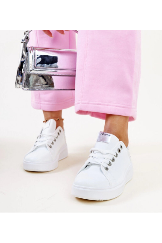 Baltai-sidabrinės sportinės bateliai... Baltai-sidabrinės sportinės bateliai...