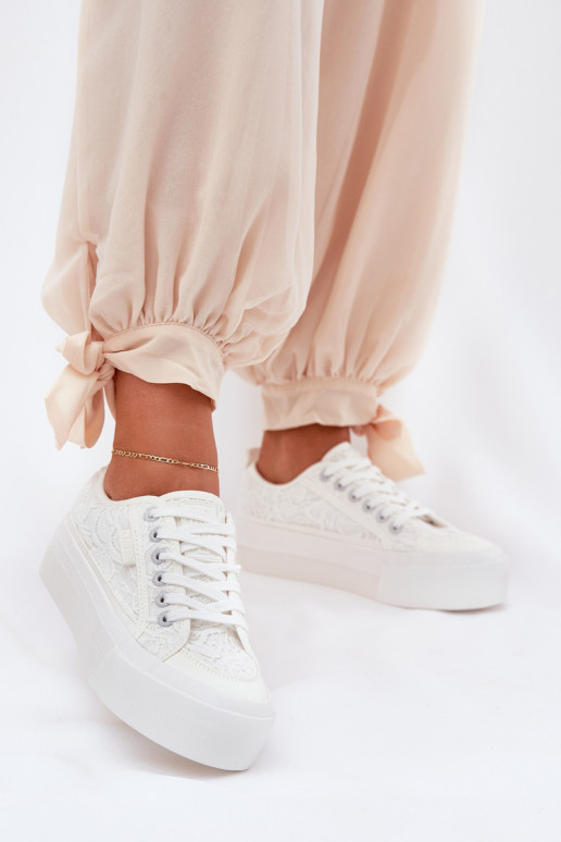 su nėrinių motyvais Laisvalaikio bateliai Big Star RR274747 baltos spalvos su nėrinių motyvais Laisvalaikio bateliai Big Star RR274747 baltos spalvos