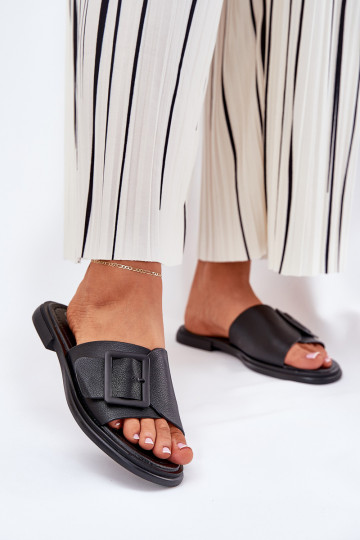 Odinės šlepetės Moteriškas su sagtimis D&A SJ2302-01 juodos spalvos