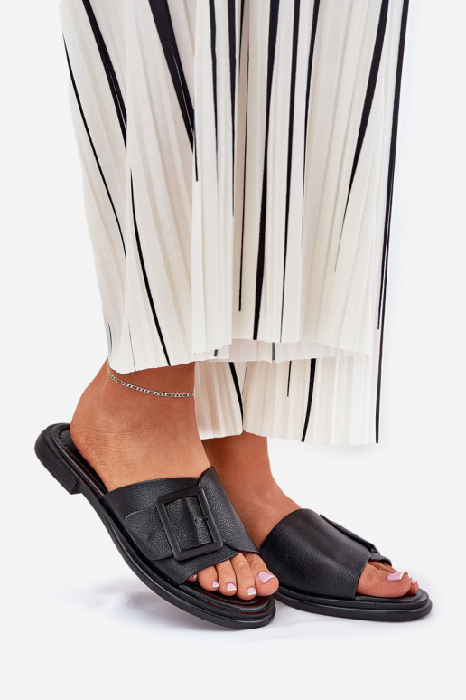 Odinės šlepetės Moteriškas su sagtimis D&A SJ2302-01 juodos spalvos