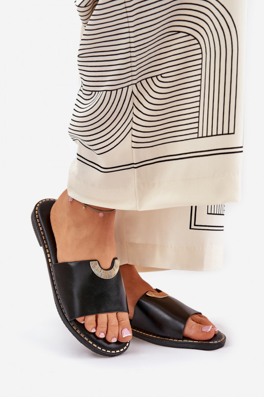 Moteriškos šlepetės Eko Oda Su puošniaisi Detalami juodos spalvos Mevith