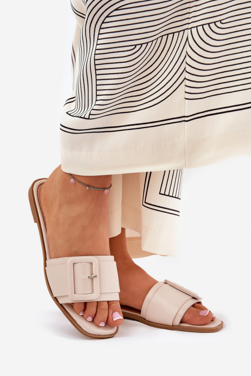 lygiapadžiai Moteriškos šlepetės Eko Oda su sagtimis smėlio spalvos Bamma