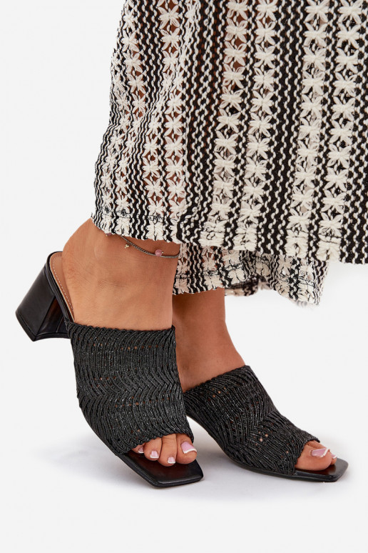 Moteriškos šlepetės Su Braid su kulniukais juodos spalvos Ciariloria