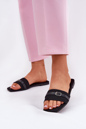 lygiapadžiai Moteriškos šlepetės su dirželiais I su sagtelėmis juodos spalvos Zilina