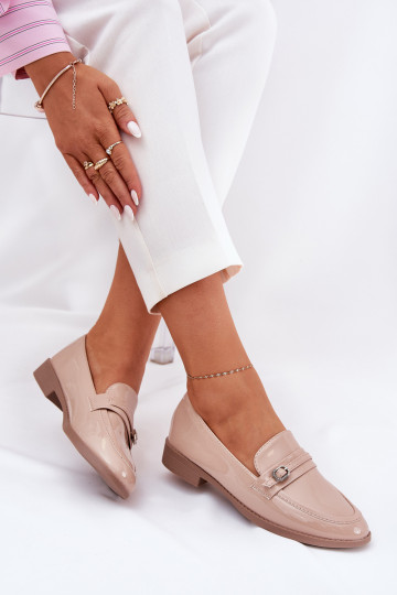 Lakuoti mokasinai Moteriškas dekoruoti su sagtelėmis smėlio spalvos Mollan