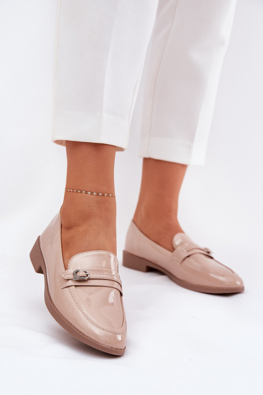 Lakuoti mokasinai Moteriškas dekoruoti su sagtelėmis smėlio spalvos Mollan Lakuoti mokasinai Moteriškas dekoruoti su sagtelėmis smėlio spalvos Mollan