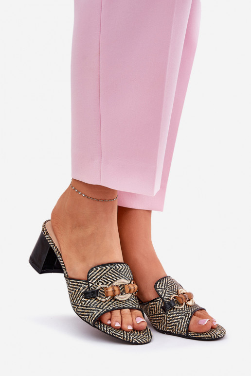 Moteriškos šlepetės su kulniukais su ornamentais juodos spalvos Ovittole