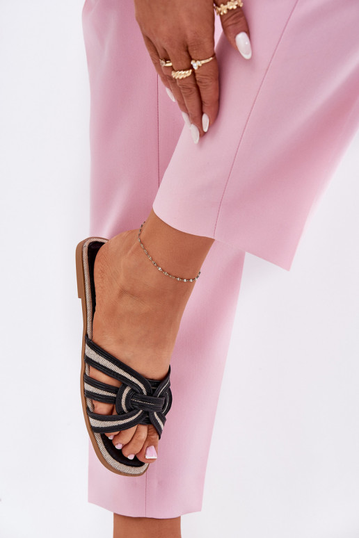 Šlepetės Moteriškas butas Z Przeplatającymi Się Paskami juodos spalvos Acimine