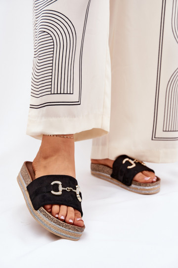 Moteriškos šlepetės su platforma su aukso spalvos detalėmis Ir blizgučiai juodos spalvos Morisela