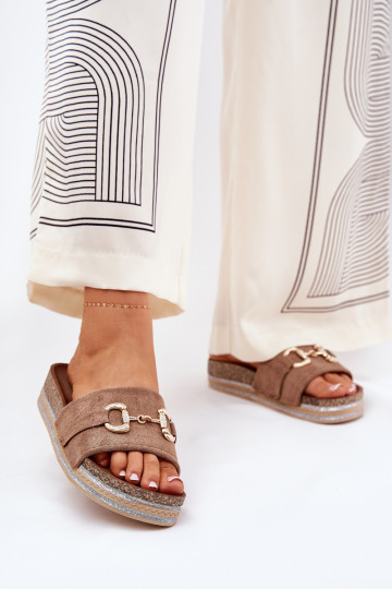 Moteriškos šlepetės su platforma su aukso spalvos detalėmis Ir blizgučiai chaki spalvos Morisela 2