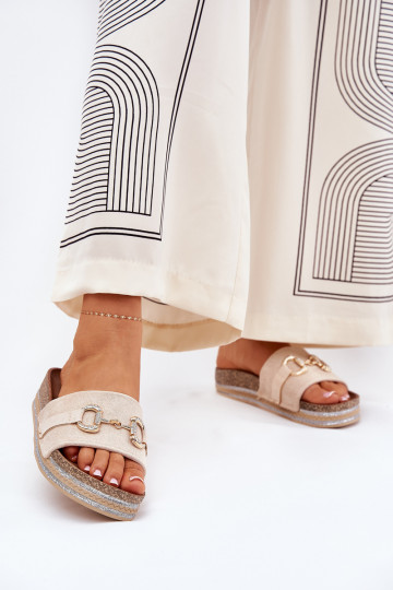 Moteriškos šlepetės su platforma su aukso spalvos detalėmis Ir blizgučiai smėlio spalvos Morisela 2