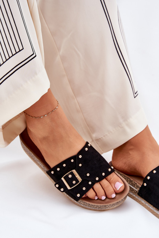 Moteriškos šlepetės su platforma su sagtimis Ir smeigės juodos spalvos Nusithia