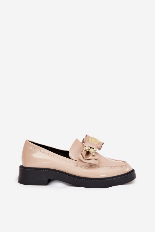 Lakuoti mokasinai su kaspinais I Ozdobną Broszką smėlio spalvos Leandriel