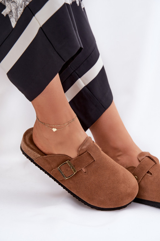 zomšinės šlepetės Klumpės Moteriškas su sagtimis Big Star RR274A387 rudos spalvos zomšinės šlepetės Klumpės Moteriškas su sagtimis Big Star RR274A387 rudos spalvos