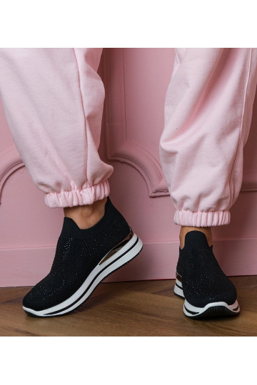 Juodos moteriškos sportinės... 2