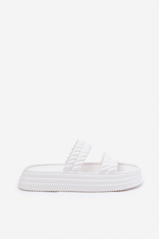 Lengvos šlepetės  Moteriškos šlepetės su platforma S.Barski ZK51-001 baltos spalvos