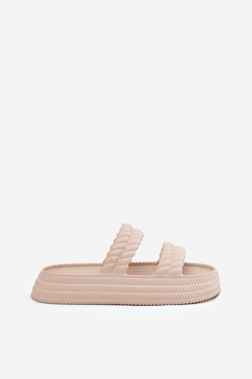 Lengvos šlepetės  Moteriškos šlepetės su platforma S.Barski ZK51-001 smėlio spalvos