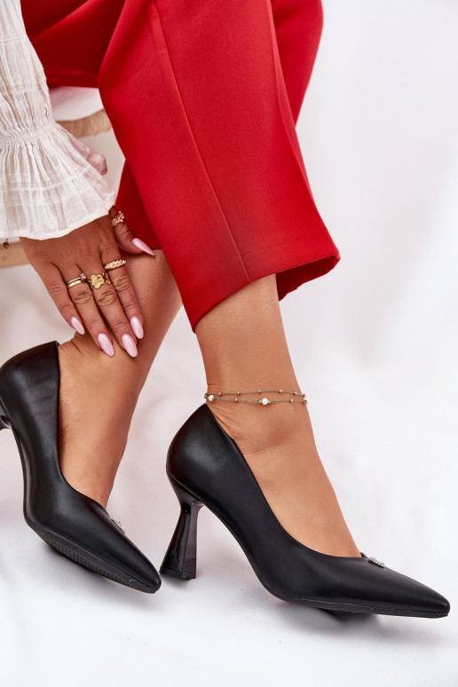 Elegantiško stiliaus Bateliai Įjungta Rozszerzanej Szpilce Vinceza 62222 juodos spalvos