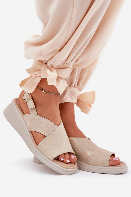 Moteriškos basutės Ant pleišto iš eko odos aukso spalvos Quilara