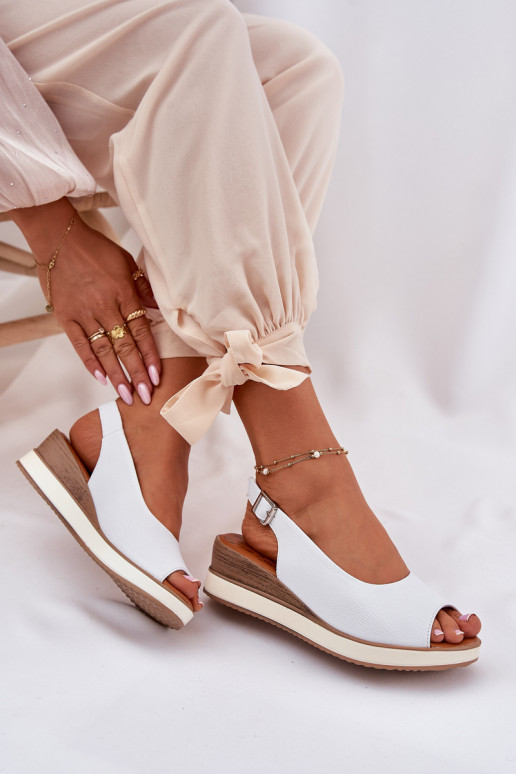 Oda Platforminės basutės Artiker 56C2317 baltos spalvos