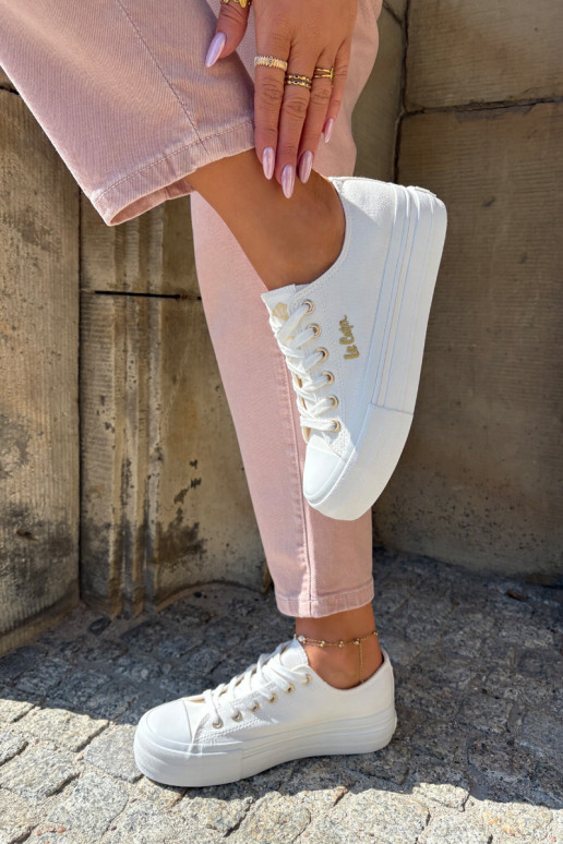 Laisvalaikio bateliai su platforma Lee Cooper LCIN-25-02-3289 baltos spalvos Laisvalaikio bateliai su platforma Lee Cooper LCIN-25-02-3289 baltos spalvos