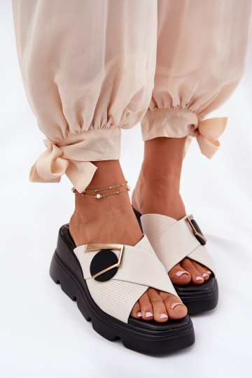 Elegantiško stiliaus Odinės šlepetės Moteriškas Ant pleišto su ornamentais Artiker 56C1585 smėlio spalvos