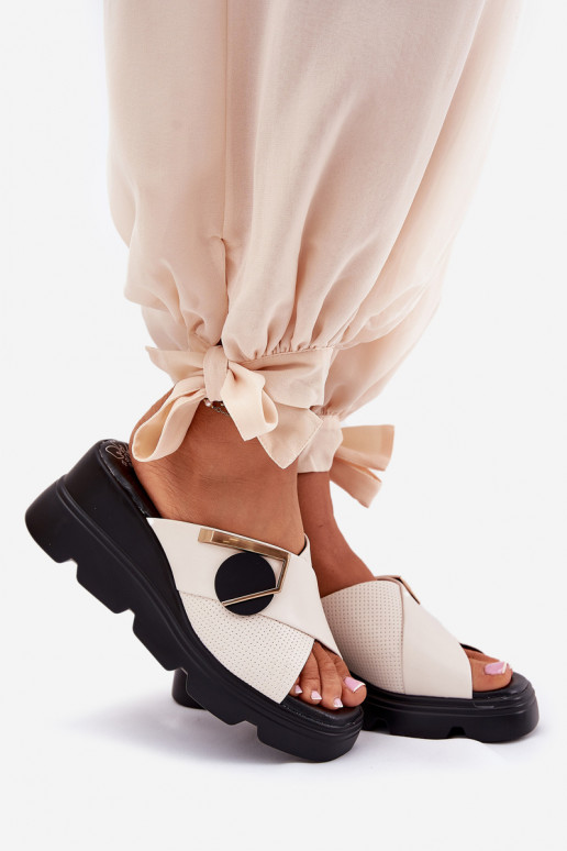 Elegantiško stiliaus Odinės šlepetės Moteriškas Ant pleišto su ornamentais Artiker 56C1585 smėlio spalvos