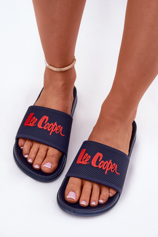 Moteriškos šlepetės Lee Cooper LCIN-25-07-3524L tamsiai mėlynos spalvos Moteriškos šlepetės Lee Cooper LCIN-25-07-3524L tamsiai mėlynos spalvos