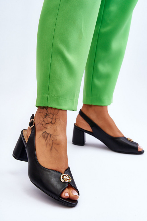 Tai turidingi Oda Aukštakulniai sandalai juodos spalvos Hette