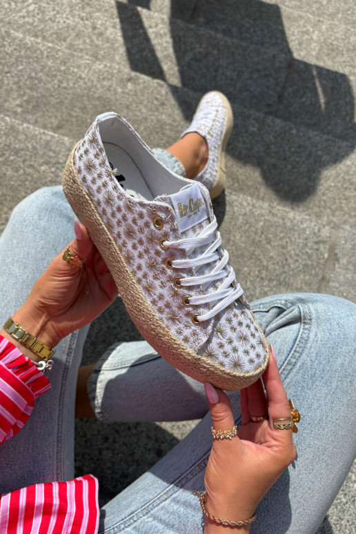 Raštuotas Laisvalaikio bateliai su platforma Su Braid Lee Cooper LCIN-25-08-3648L Baltos-aukso spalvos Raštuotas Laisvalaikio bateliai su platforma Su Braid Lee Cooper LCIN-25-08-3648L Baltos-aukso spalvos