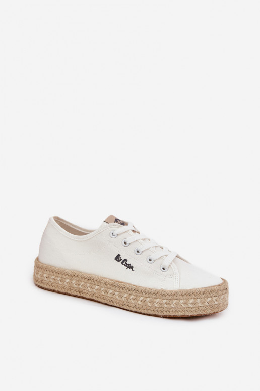 Laisvalaikio bateliai su nėriniais Lee Cooper LCIN-25-44-3217 baltos spalvos
