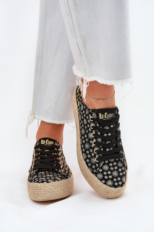 Raštuoti laisvalaikio bateliai su platforma Lee Cooper LCIN-25-08-3647L juodos spalvos