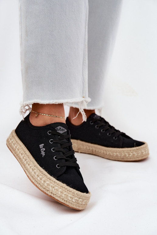 Laisvalaikio bateliai su nėriniais Lee Cooper LCIN-25-44-3216 juodos spalvos