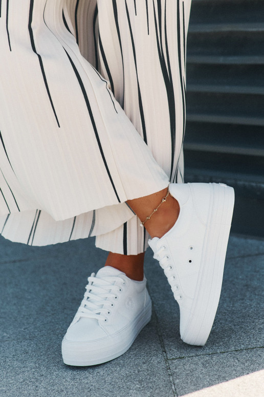 Eko Oda Laisvalaikio bateliai su platforma Big Star RR274298 baltos spalvos Eko Oda Laisvalaikio bateliai su platforma Big Star RR274298 baltos spalvos