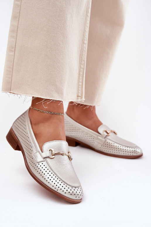 Oda moteriški mokasinai su ornamentais su plačiais kulniukais S.Barski LR51-594 sidabro spalvos