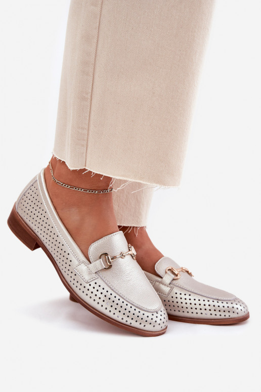 Oda moteriški mokasinai su ornamentais su plačiais kulniukais S.Barski LR51-594 sidabro spalvos