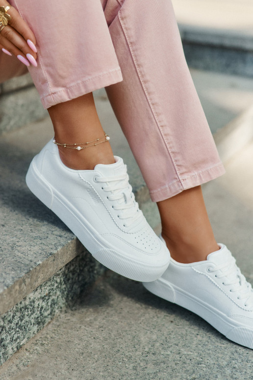 Žemas Sneakers modelio batai iš eko odos Big Star RR274303 baltos spalvos Žemas Sneakers modelio batai iš eko odos Big Star RR274303 baltos spalvos
