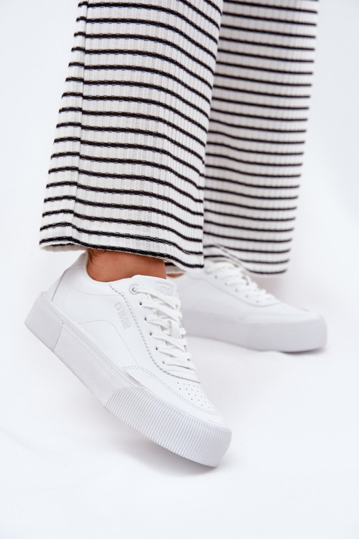Žemas Sneakers modelio batai iš eko odos Big Star RR274303 baltos spalvos Žemas Sneakers modelio batai iš eko odos Big Star RR274303 baltos spalvos
