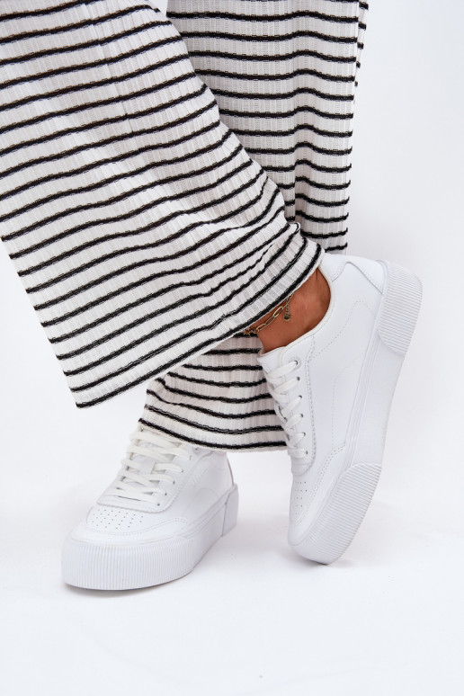 Žemas Sneakers modelio batai iš eko odos Big Star RR274303 baltos spalvos Žemas Sneakers modelio batai iš eko odos Big Star RR274303 baltos spalvos