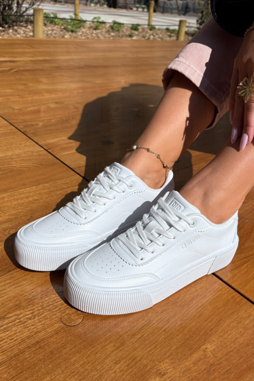 Žemas Sneakers modelio batai iš eko odos Big Star RR274303 baltos spalvos Žemas Sneakers modelio batai iš eko odos Big Star RR274303 baltos spalvos