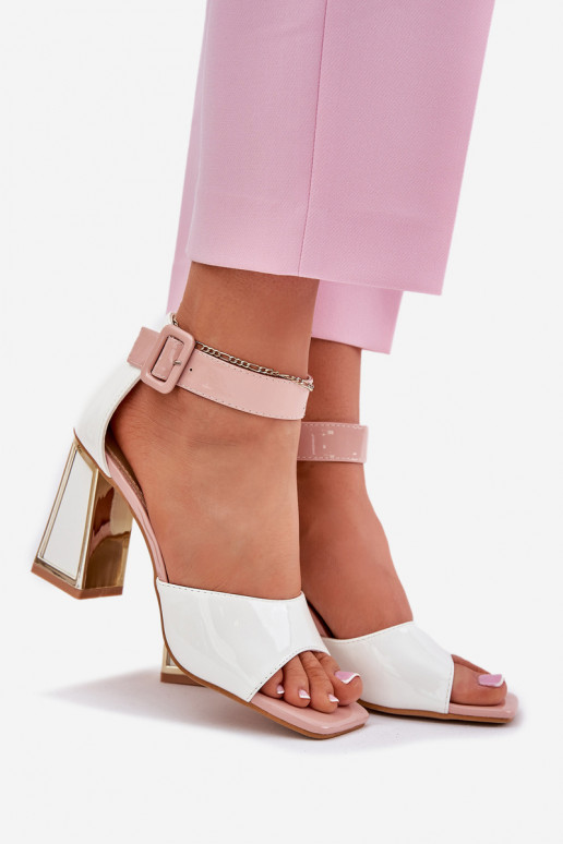 Lakuotos basutės moterims su kulniukais Vinceza 20266 baltos spalvos