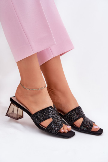 Moteriškos šlepetės su kulniukais Vinceza 62230 juodos spalvos