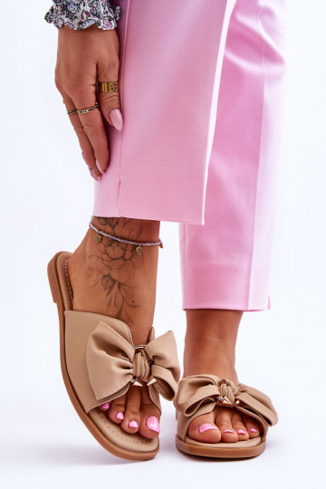 Moteriškas Odinės šlepetės su kaspinais smėlio spalvos Becky