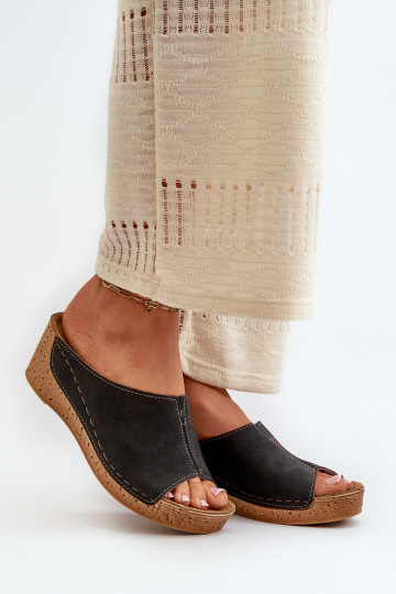 Patogios moteriškos šlepetės Ant pleišto Inblu NG000002 juodos spalvos 2