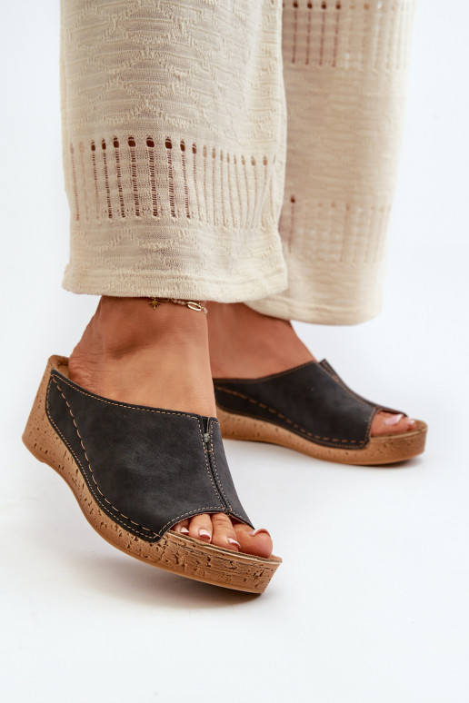 Patogios moteriškos šlepetės Ant pleišto Inblu NG000002 juodos spalvos Patogios moteriškos šlepetės Ant pleišto Inblu NG000002 juodos spalvos