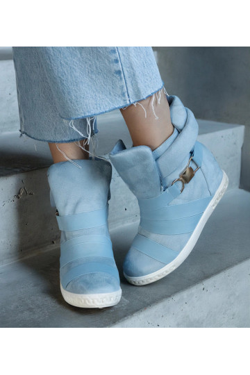 Juodi papuošti aulinukai,... 2