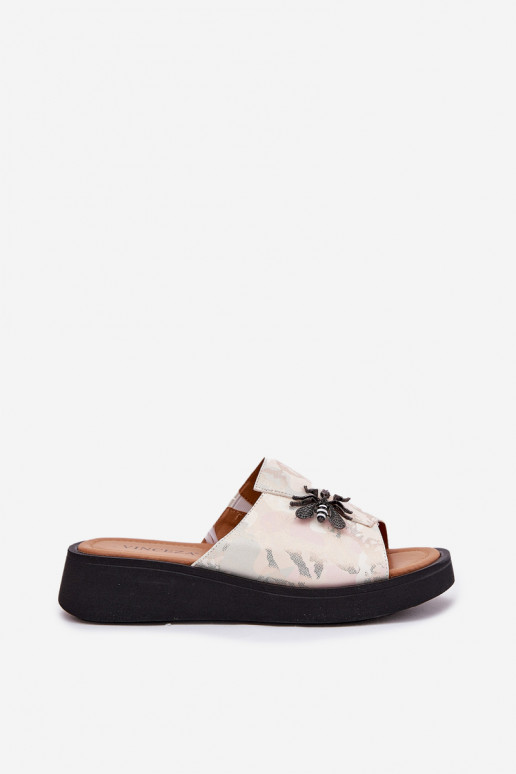 Odinės šlepetės Moteriškas Z Broszką Vinceza 66752 smėlio spalvos